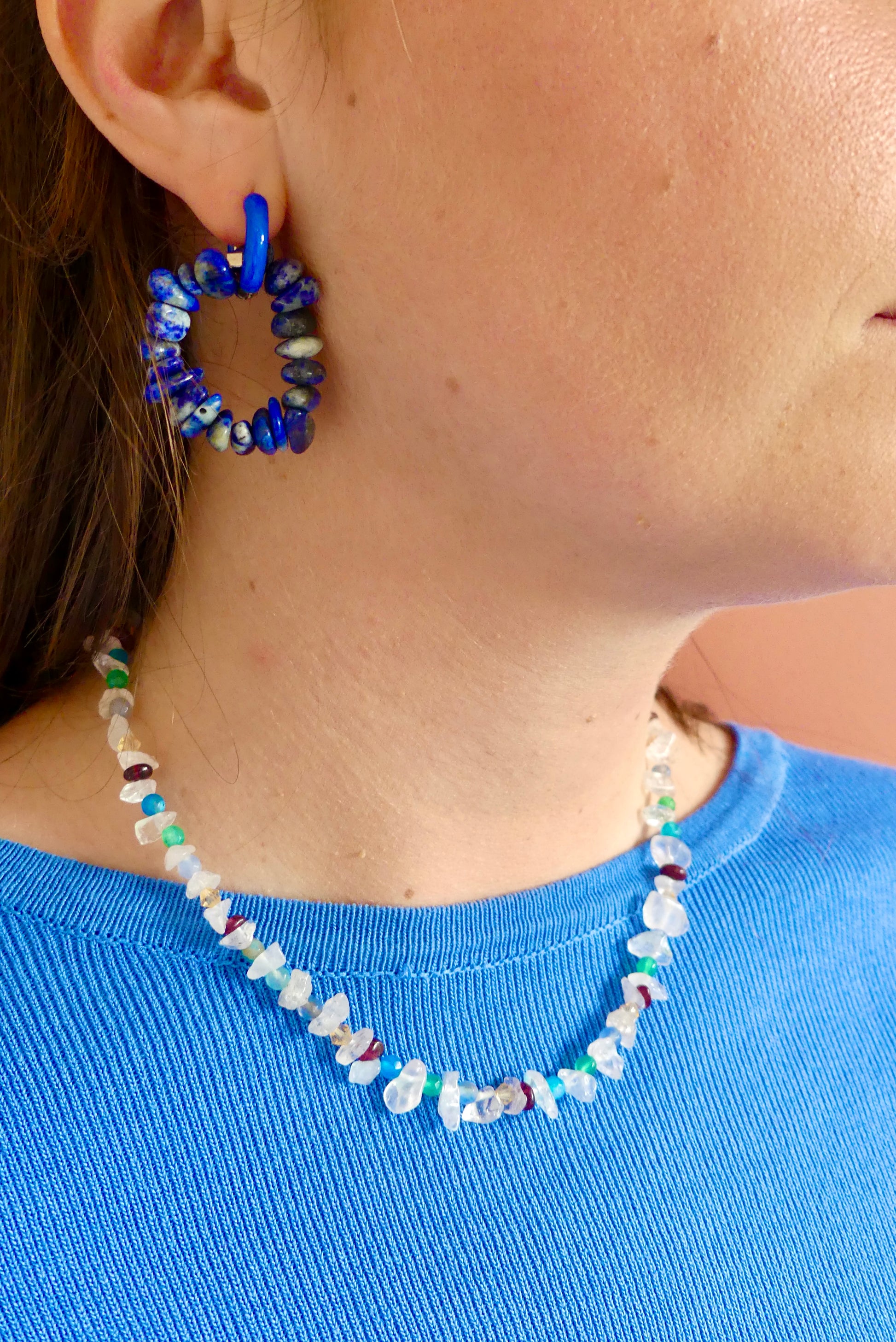 Collier de perles upcyclées Blanche