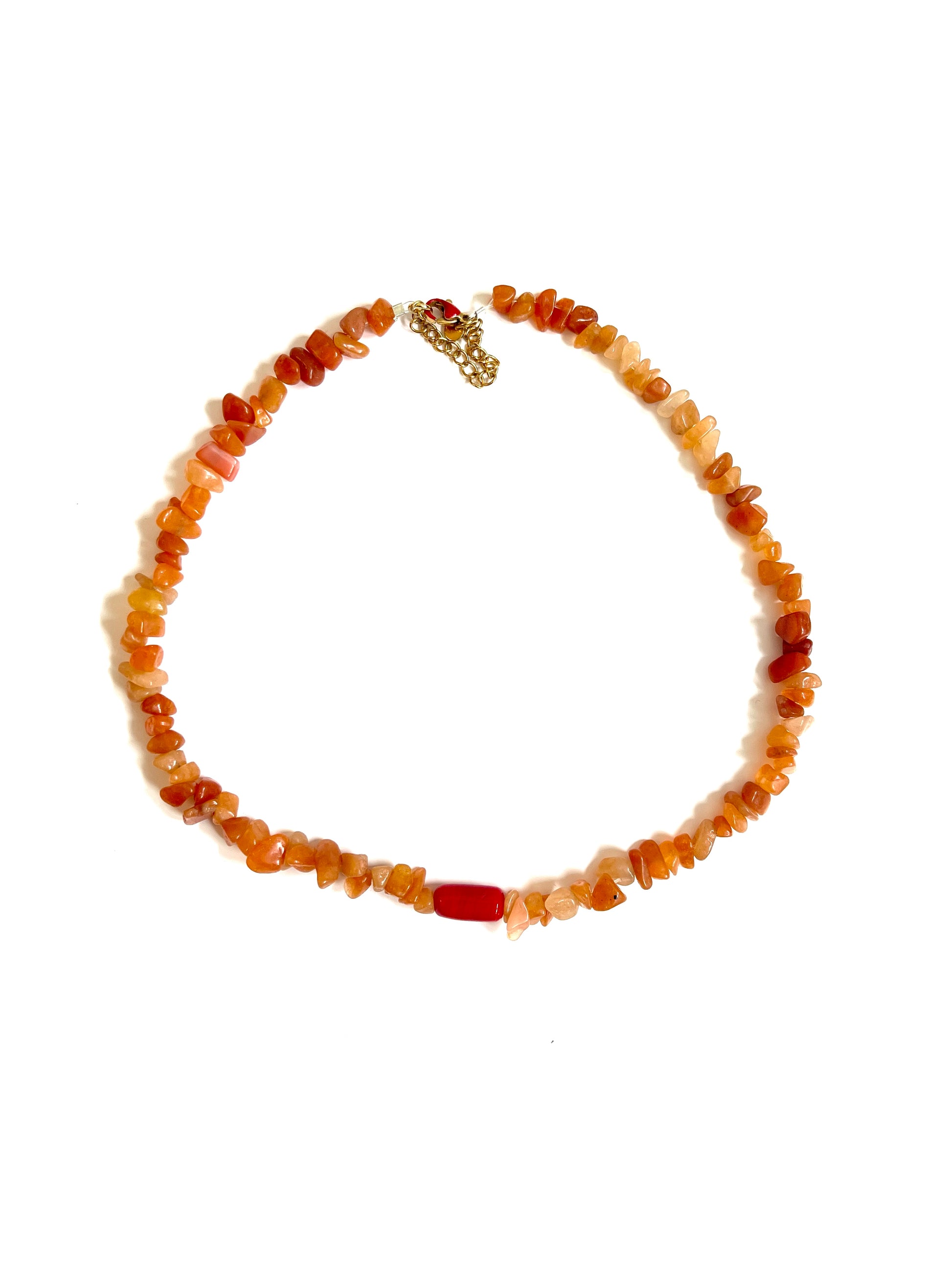 Collier de perles upcyclées fireball