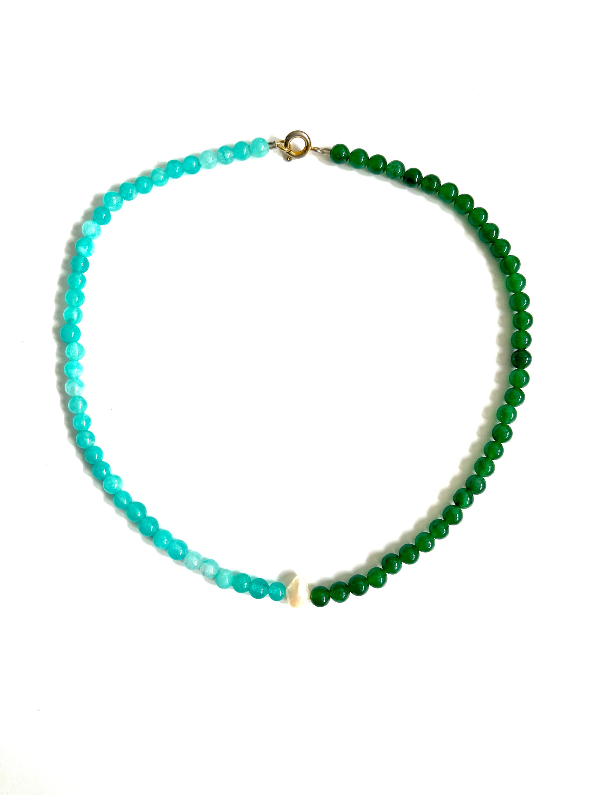 Collier de perles upcyclées ocean vibe